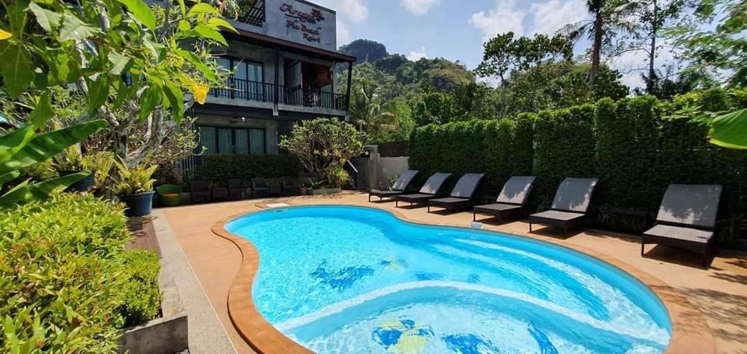 Areeya Phubeach Resort Coliving Coworking Ao Nang Bagian luar foto